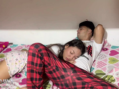 18 ans, Amateur, Asiatique, Grosse bite, Frère, Brunette brune, Famille, Fille latino