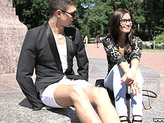 Большой член, Брюнетки, Семяизвержение, Очки, Поцелуи, Киски, Бритые, Тату