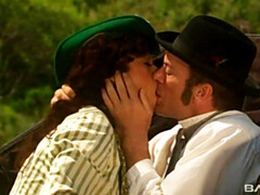 Culo grande, Verga grande, Tetas grandes, Mamada, Morena, Estilo perrito, Madres para coger, Al aire libre