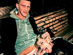 Gros cul, Grosse bite, Gros seins, Blonde, Sucer une bite, En levrette, Hard, Tatouage