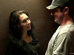 Любители, Минет, Брюнетки, Грудастые, Милф, Натуральные сиськи, Курящие, Сиськи