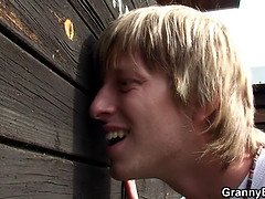 Rubia, Mamada, Madura, Garganta profunda, Masturbación, Madres para coger, Mamá, Madrastra