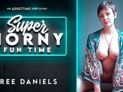 Doigter, Branlette thaïlandaise, Masturbation, Mère que j'aimerais baiser, Rasée, Solo, Jouets, Webcam
