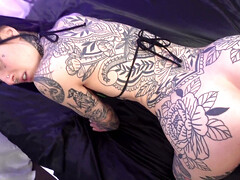 Tattooed cougar Awlivv gets fucked and cum