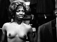 Любители, Ванна, Большая жопа, Большие сиськи, Брюнетки, Милф, Бассейн