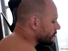 Жопа, Европейки, Подружка, Поцелуи, Лизание, Бритые, Развязные, Тату