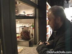 18 летние, Любители, Минет, Брюнетки, Пухленькие, Хд, На публике, Молоденькие