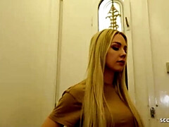 Duits, Hardcore, Spijkerbroeken, Openbaar, Anaal likken, Ruw, Rok, Tiener