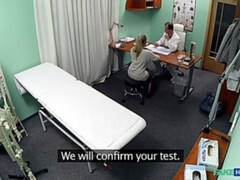 Arsch, Blasen, Arzt, Hundestellung, Handjob, Krankenschwester, Büro, Uniform