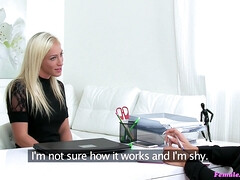 Enthousiasteling, Grote mammen, Lesbisch, Likken, Geld, Kantoor, Kut duiken