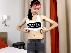 18 años, Entrevista, Chica, Linda, Consolador, Europeo, Flaco, Tetas