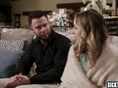 Grosse bite, Sucer une bite, En levrette, Hard, Rugueux, Adolescente, Nénés, Mouillée