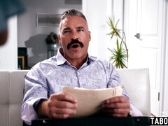 Asiatisch, Braunhaarige, Studentin, Hardcore, Taboo, Jungendliche (18+), Flotter dreier, Titten