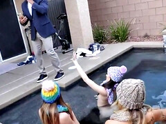 Grosser schwanz, Blasen, Braunhaarige, Schwanz, Gruppe, Hardcore, Hd, Jungendliche (18+)