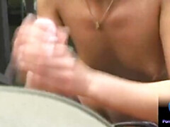 ブロンド, 黒人, 手コキする, 淫乱熟女, アウトドア, 公共, オッパイの, ヴィンテージ