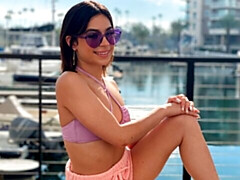 Sucer une bite, Brunette brune, Léchez, Masturbation, Pov, Cheveux courts, Adolescente, Nénés