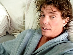 Mooi, Bruinharig, Gevangen, Bedriegen, Man die toekijkt, Vriendin, Logement, Latijnse vrouw