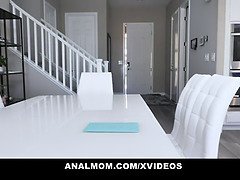 Anal, Cul, Brunette brune, Célébrité, Tromperie, Femme couguar, Mère que j'aimerais baiser, Maman