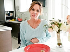 Любители, Большая жопа, Большой член, Минет, Собачьи, Милф, Бритые, Короткая стрижка