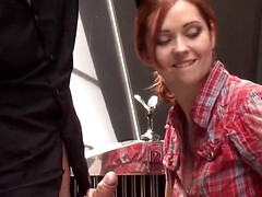 Cul, Gros seins, Sucer une bite, Tir de sperme, Faciale, Actrice du porno, Serré, Nénés