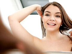 Amateur, Cuarto de baño, Tetas grandes, Morena, Penetracion con dedos, Masturbación, Tetas naturales, Flaco