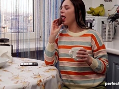 18 ans, Cul, Gorge profonde, Queue, Femelle, Doigter, Mamelons, Chatte