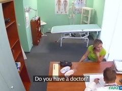 Amateur, Mamada, Pareja, Médico, Penetracion con dedos, Pajear, Uniforme, Voyeur
