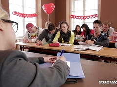 18 años, Morena, Doble penetracion, Orgía, Flaco, Adolescente, Trio