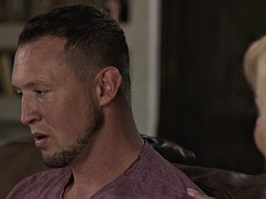 Lécher le cul, Grosse bite, Gros seins, Sucer une bite, Embrassement, Masturbation, Chevaucher, Nénés