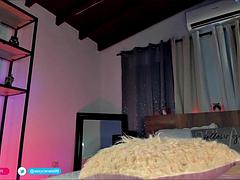 Enthousiasteling, Latijnse vrouw