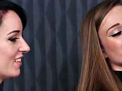 美女, デカチン, ブロンド, 茶髪の, ヨーロピアン, 手コキする, オナニー, 三人