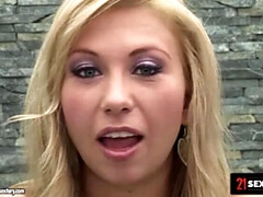 Auditie, Grote kont, Blond, Pijpbeurt, Sperma shot, Dubbele penetratie, Trio, Tieten likken