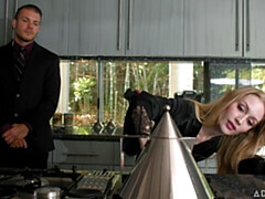 Gros cul, Grosse bite, Blonde, Sucer une bite, En levrette