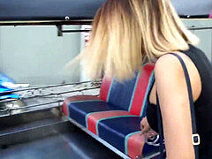 Asiatisch, Grosser schwanz, Blasen, Aufs gesicht abspritzen, Milf, Thai