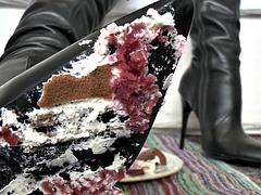 Брюнетки, Ноги, Фетиш, Каблуки, Милф, От первого лица, Курящие, Соло