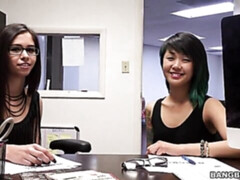 Asiatisch, Braunhaarige, Sperma im mund, Frau frau mann, Lecken, Pov, Tätowierung, Jungendliche (18+)