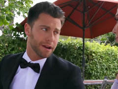 アメリカ人, 茶髪の, チン, 自然山雀, ショートヘア, タトゥー, オッパイの, 結婚式