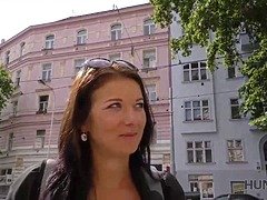 Man pays infatuating tourist cash for quickie at his place