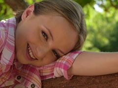 Collège université, Insertion, De plein air, Chatte, Solo, Suçant, Tatouage, Nénés