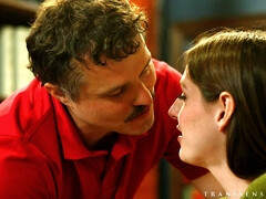 In den arsch, Aufs gesicht abspritzen, Erstes mal, Absätze, Natürlichen titten, Transfrau, Kurzes haar, Titten