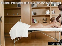 Afrikanisch, In den arsch, Grosser schwanz, Schwarz, Hd, Interrassisch, Massage, Öl