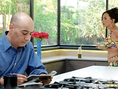Salle de bains, Couple, En levrette, Talons, Huilée, Pov, Cheveux courts, Mouillée
