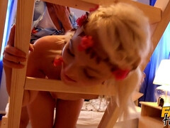 18 ans, Blonde, Sucer une bite, Collège université, Hd, Orgasme, Nénés