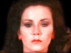 Gros seins, Brunette brune, Plantureuse, Fétiche, Seins naturels, Nénés