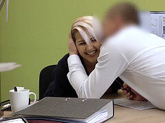 Erstes mal, Geld, Jungendliche (18+)