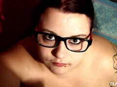 Amateur, Belle grosse femme bgf, Gros cul, Gros seins, Sucer une bite, Faciale, Rasée, Tatouage