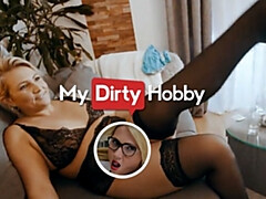 素人, デカチン, デカパイ, ブロンド, 手コキする, 下着, ストッキング, フェラする