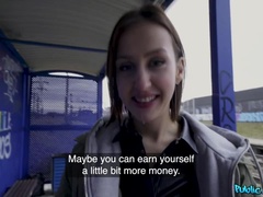 Amateur, Américain, Tir de sperme, En levrette, Faciale, Pov, Public, String