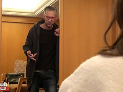 Hundestellung, Hd, Lecken, Natürlichen titten, Orgasmus, Zierlich, Rasiert, Jungendliche (18+)