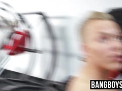 Grote lul, Pijpbeurt, Lul, Vies, Homo, Sportzaal, Hardcore, Spier